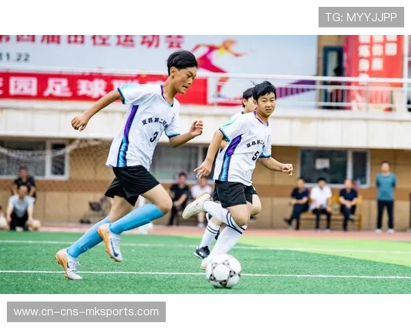 足球青少年培训过度商业化，专家呼吁回归本质